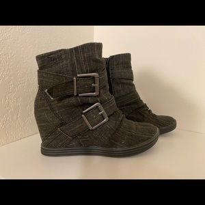Blowfish Hidden Wedge Booties (NEW)